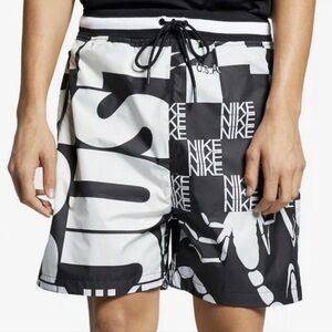 NIKE NSW Black and White Scorpion Shorts AR1640-133 NWT M